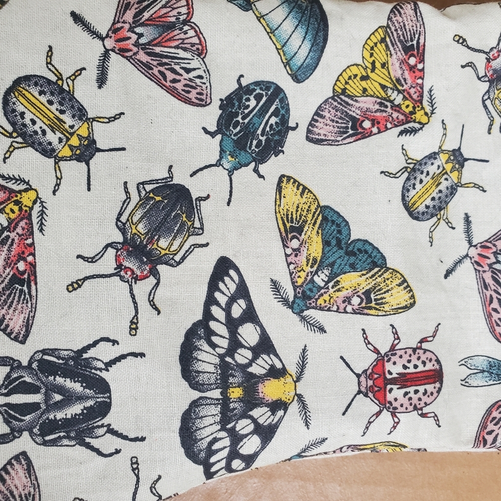 MOTH STOCKING HANDMADE - Picture 3 of 5